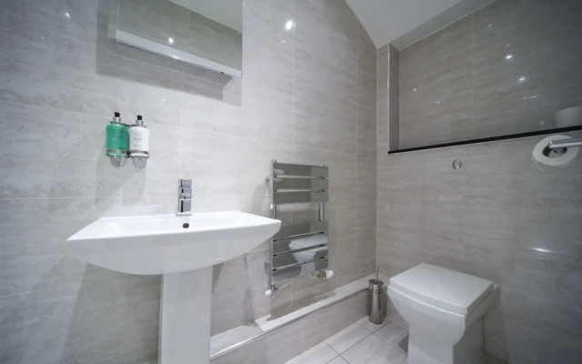 CityStop Apartments - Wood Street