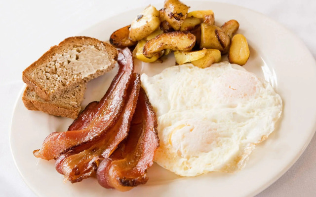 Red Clover Inn and Restaurant