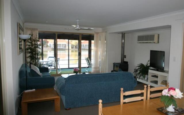 River Resort Villas