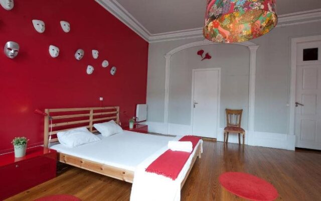 Magnlia Porto Hostel  Suites