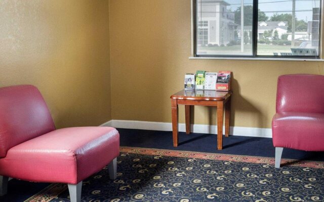 SureStay Hotel by Best Western Norfolk Little Creek