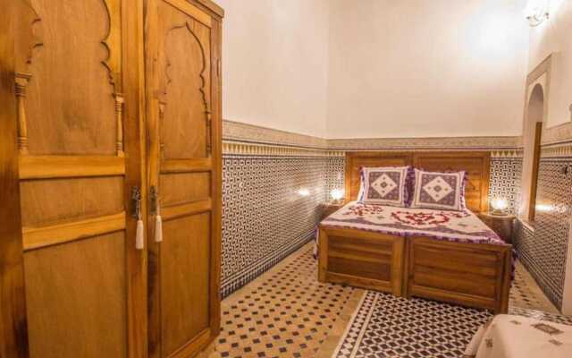 Room in Guest Room - Charming Riad Ouliya