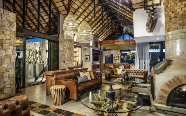 Ingwe Lodge