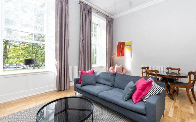 Magnificent 2 Bedroom Flat in Historic Army Barracks
