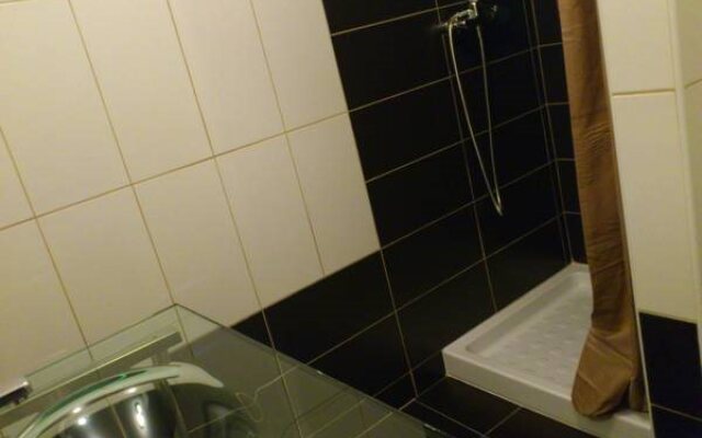 SwissPorto Guest House