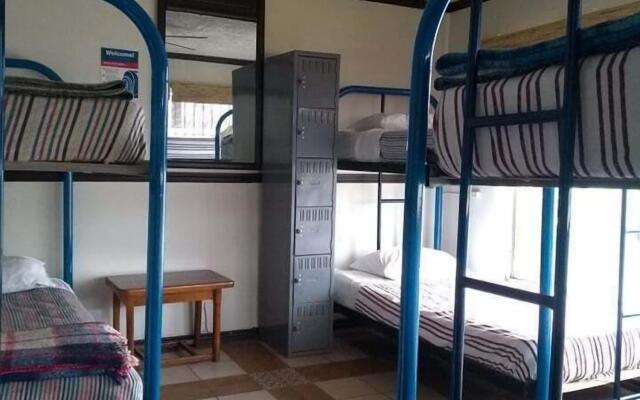 Ensenada Backpackers