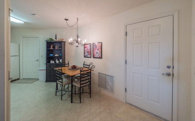 Estill Avenue 1240 by White Pelican VR