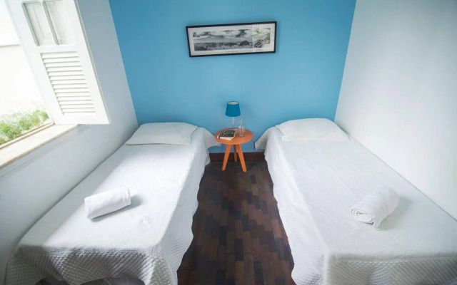Beach House Ipanema - Hostel