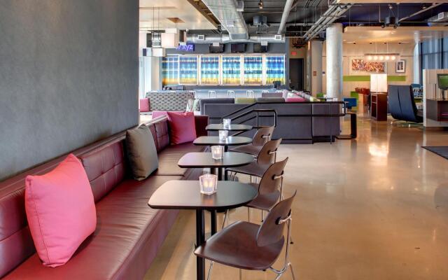 Aloft San Antonio Airport