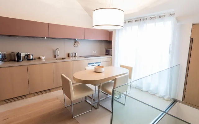 Guillaume Suites