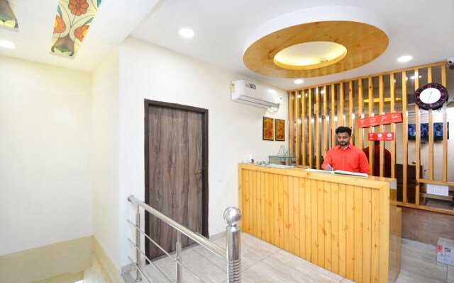 OYO 28335 Hotel Classic