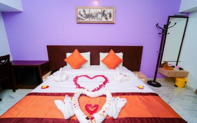 Hotel Grand Padappai Residency