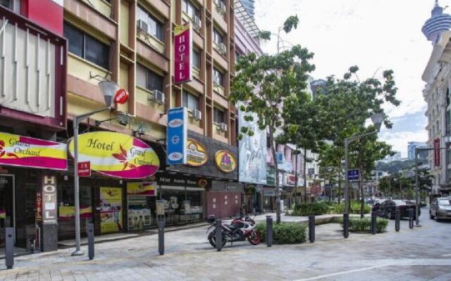 Capital O 90125 Hotel Grand Orchard