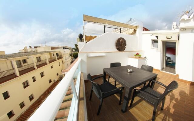 Apartamentos Playa 76