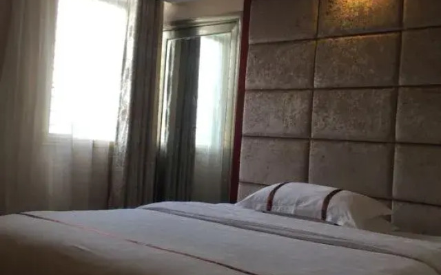 Longshan Tianyi Hotel