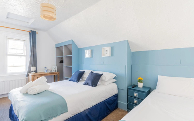 Brooklands Hotel