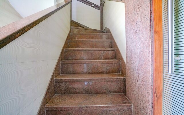 Fabexpress Colaba Grand