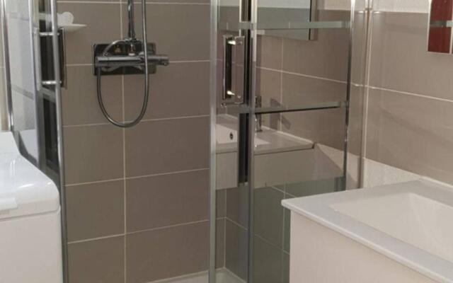 Appartement Cauterets, 3 pièces, 6 personnes - FR-1-234-228