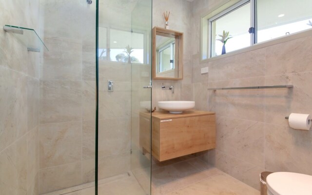 Thurlow Avenue 28, 'Ripple Cove'