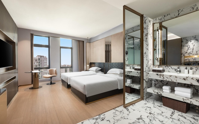 Days Hotel By Wyndham Shantou Longhu