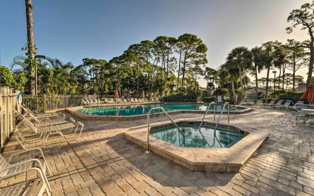 Lanai + Community Pool Access: Sarasota Oasis!