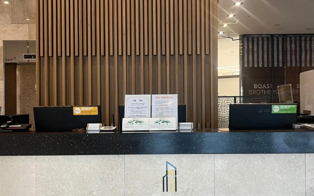 The First Stay Hotel