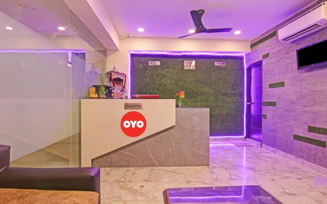 Collection O 70258 Hotel Wall Street