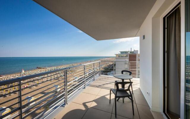 Hotel Tritone