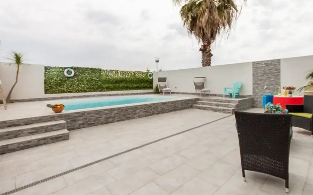 Villa Salemi With Pool