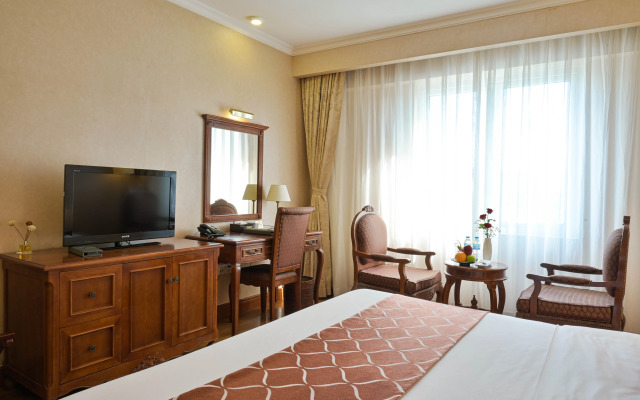 Hotel Grand Saigon