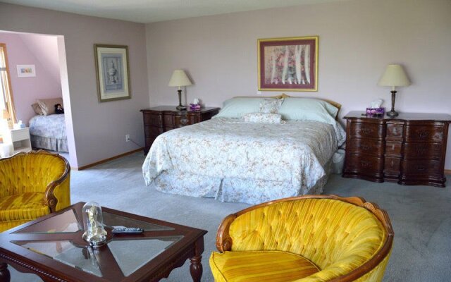 Gemstone Guest House and B&B