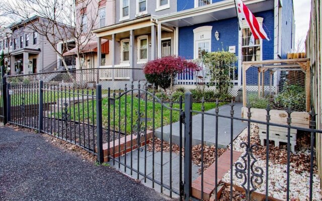 Family-friendly Home for travelers Near subway