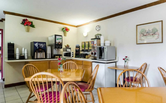 Clarion Inn & Conference Center