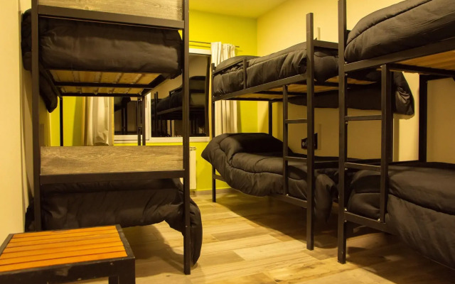 Hostel Titan