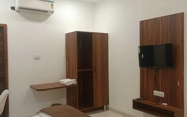 Vaatsalya Rooms