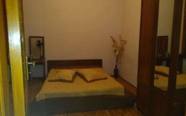 kvartira u kanatnogo vokzala