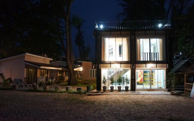 TT Naiyang Beach Phuket