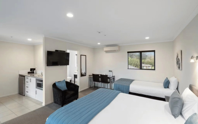 Aveda Motor Lodge – Guest Rooms – Pukekohe
