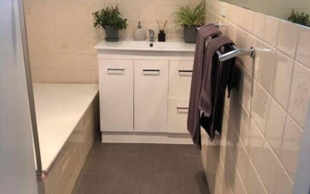 Escape@Stanley 3 Bedroom House with Spacious Yard