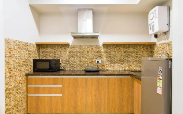 Collection O 30080 Sapphire 83 Mall