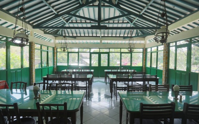 Penginapan Kepurun Pawana by OYO Rooms