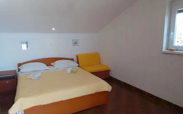 Apartments in Kornic/insel Krk 14471