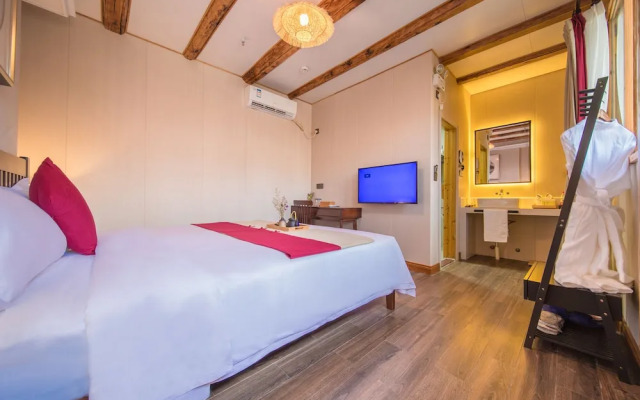 Floral Hotel Zhangzhou Yunshuiyao Lanxi