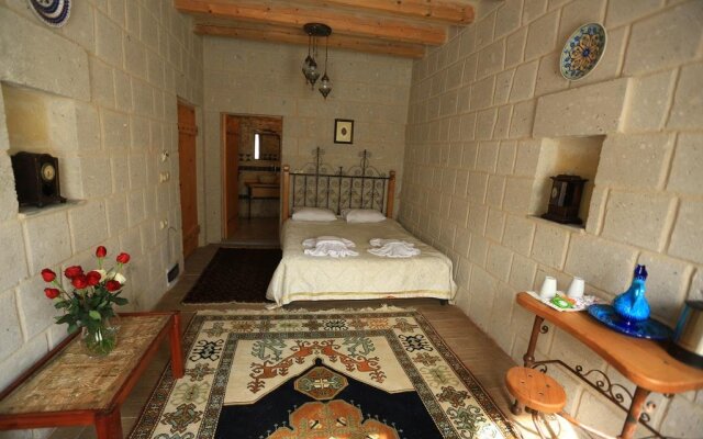 Angel Cave Suite