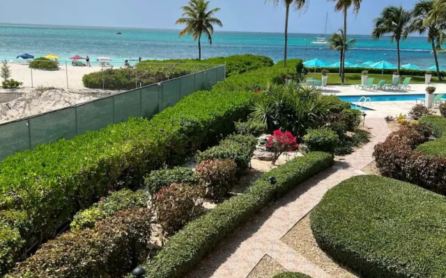 Caicos Coral Reef Beachfront Apartments