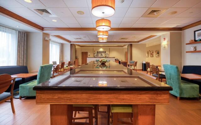 Hampton Inn Wilmington - University Area/Smith Creek Station