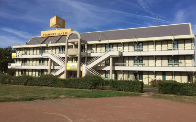 Hotel Premiere Classe Niort Est - La Creche