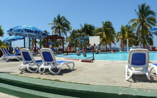 Hotel Playa Giron