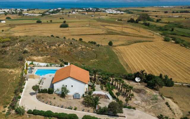 Magnificent Villa With Pool