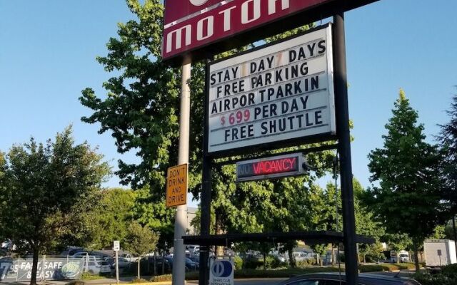 Sea-Tac Crest Motor Inn